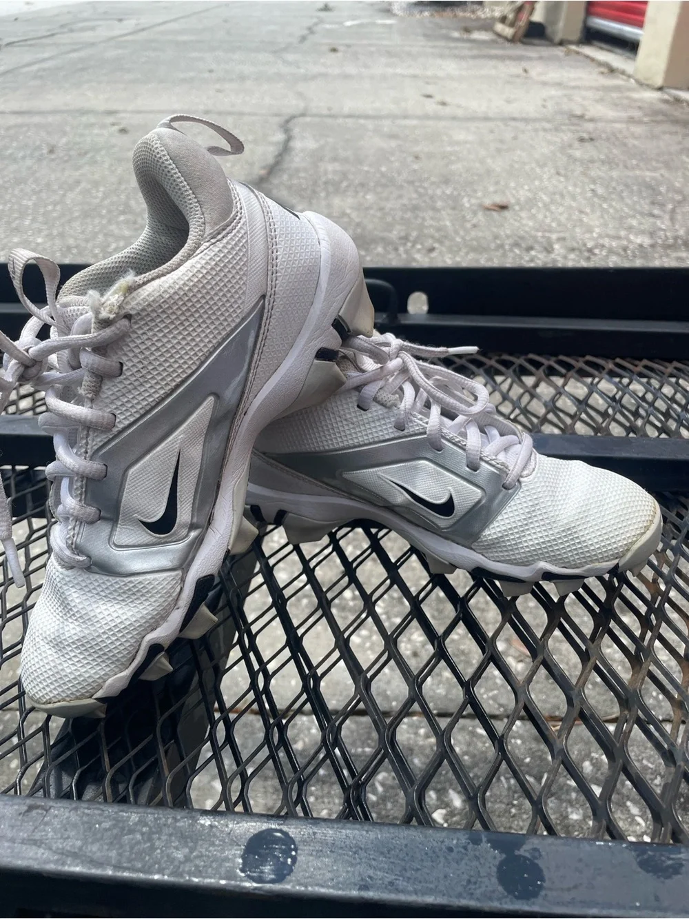 Nike Kids White and Silver Cleats